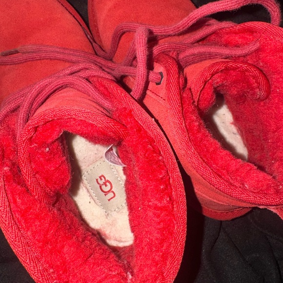 UGG Neumel II boots in Samba Red suede - Picture 5 of 7